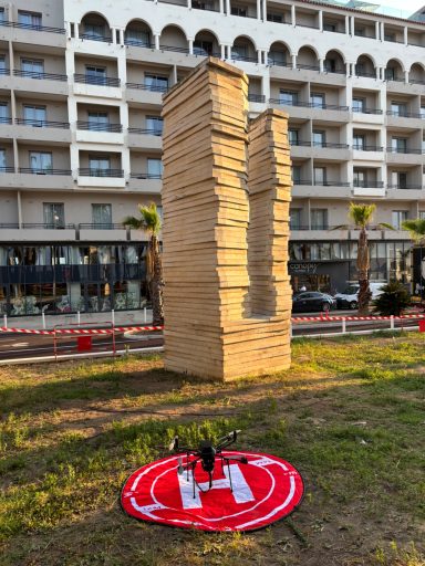 Résultat final du nettoyage par South Drone Cleaning sur la statue « Aliotta Zooo » 